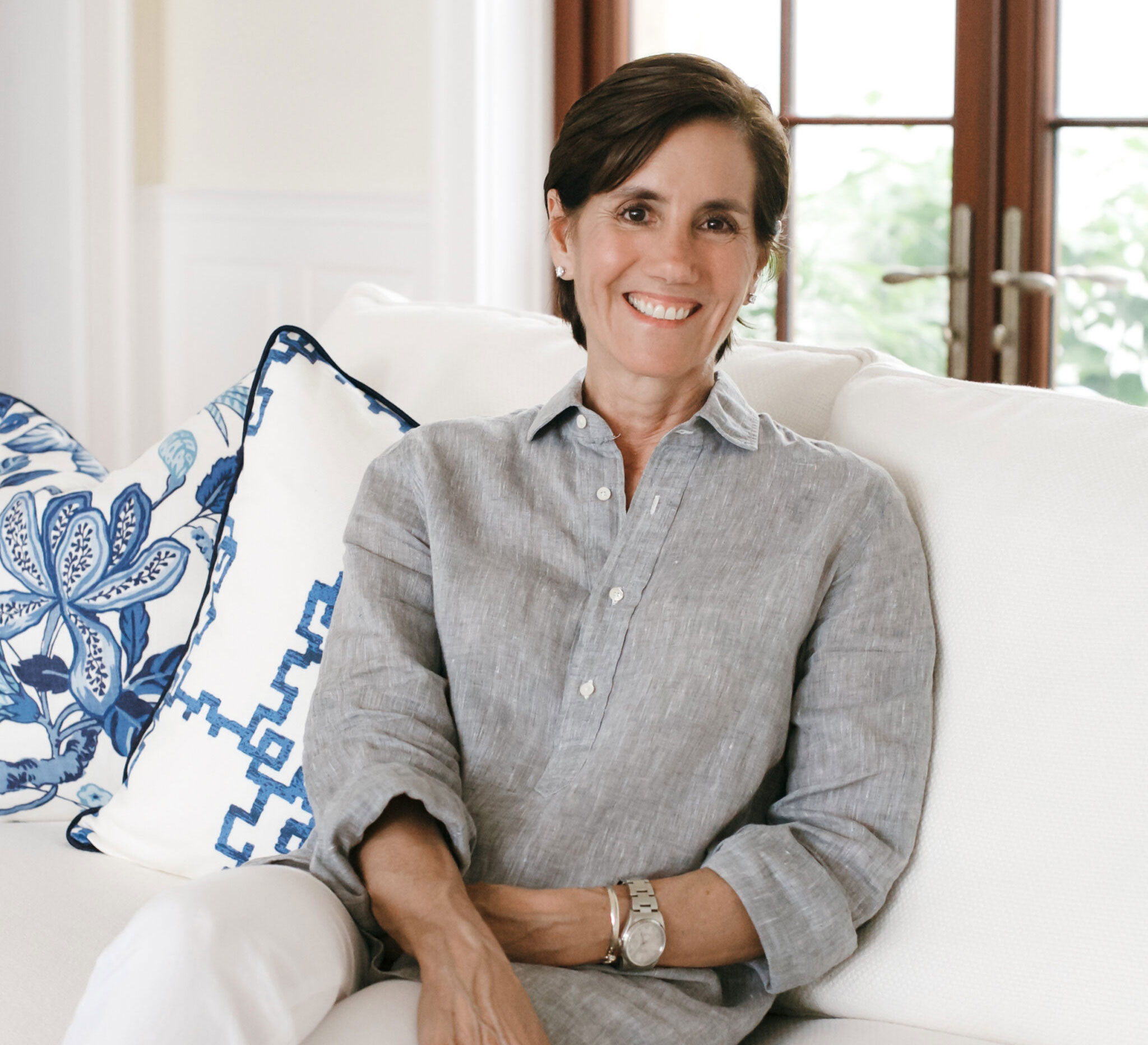 Suzanne Frisbie - real estate agent in Palm Beach